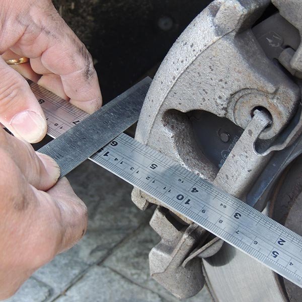 How to Measure Brake Caliper Size